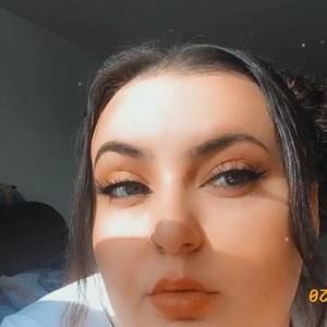 Meet your Posher, Janelle